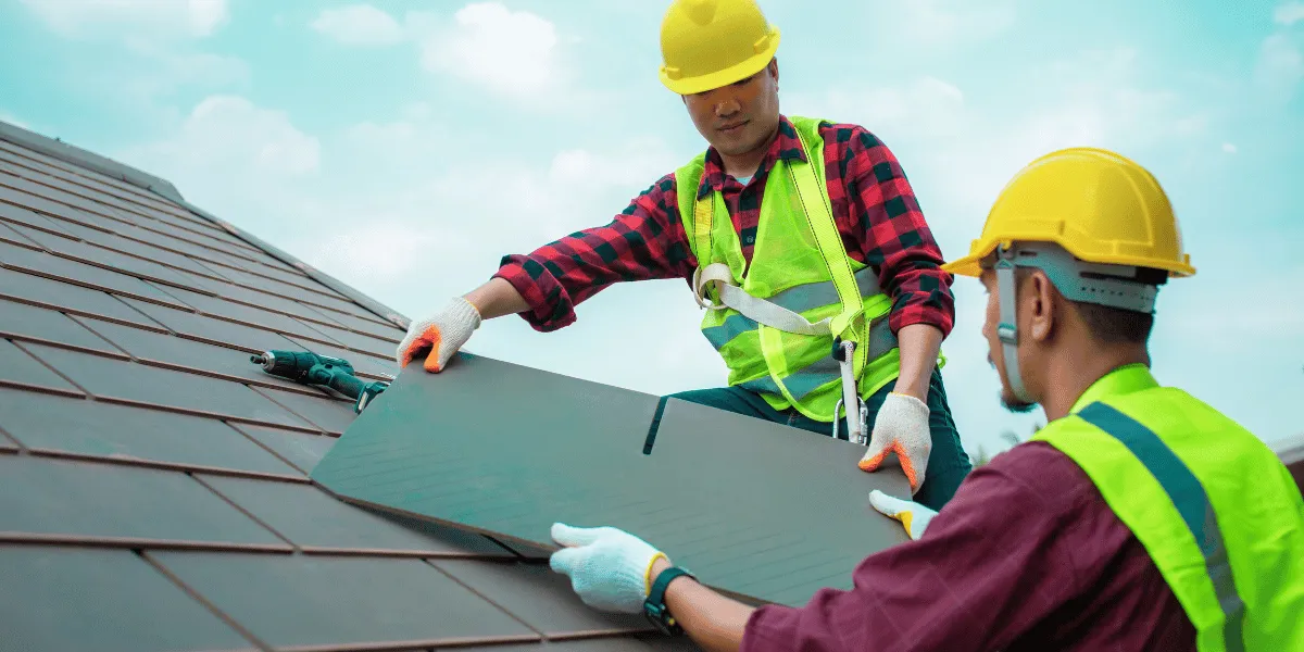 Roofer thumbnail 4